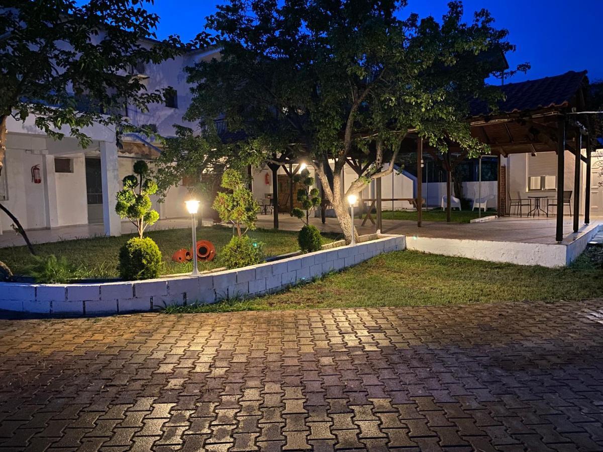 V-Suites Potos Exterior foto